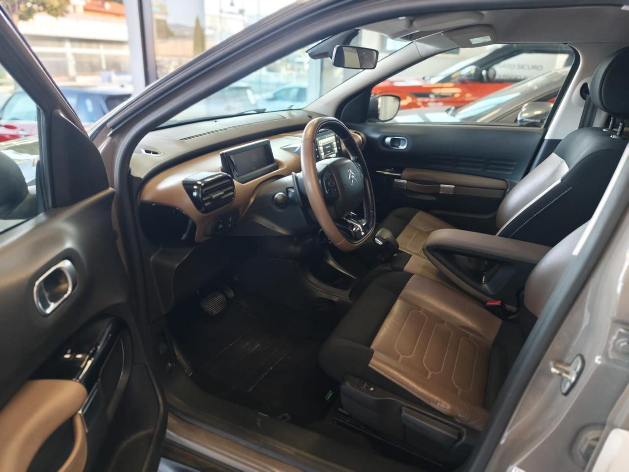 Citroen C4 Cactus BlueHDi 100 S&S Shine