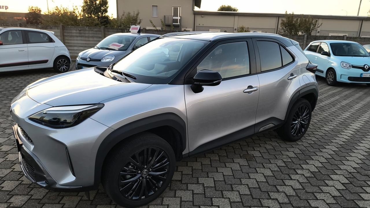 Toyota Yaris Cross 1.5 Hybrid 5p. E-CVT AWD-i Adventure