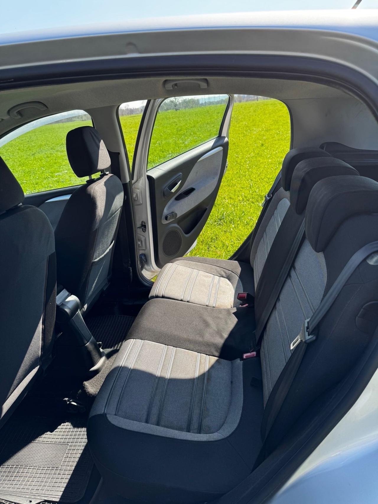 Fiat Punto Evo 5 porte BENZINA/METANO PERFETTA