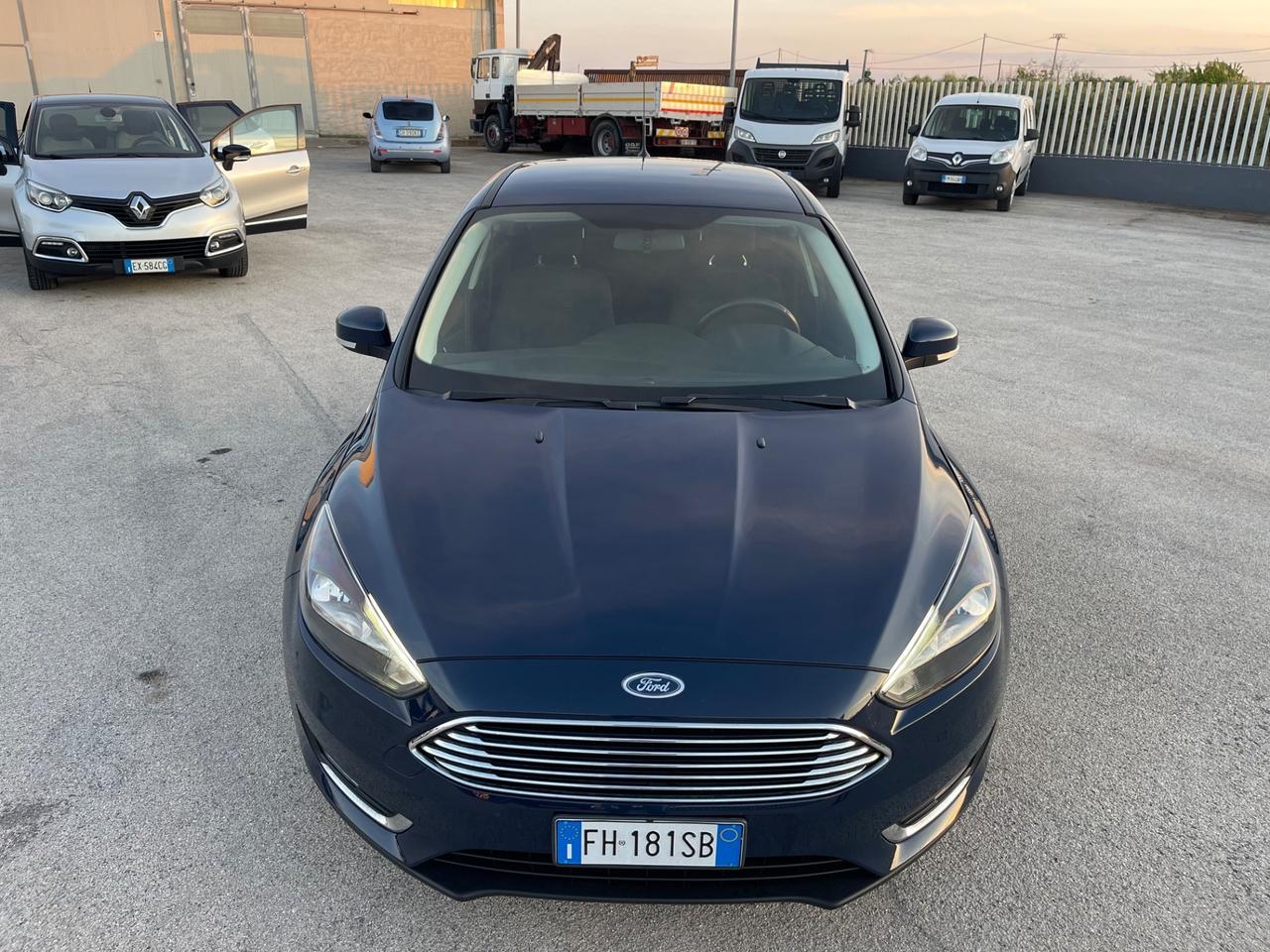 FORD FOCUS 1.5 TDCI BERLINA TITANIUM FULL MY17