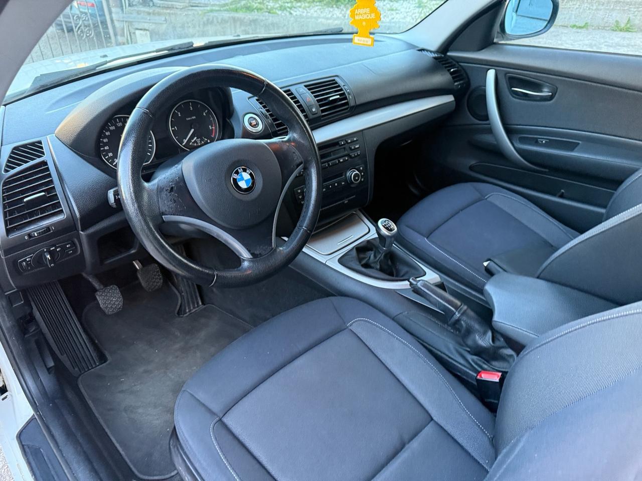 BMW SERIE 1 116D 2.0 DIESEL SOLI 77 MILA KM 09