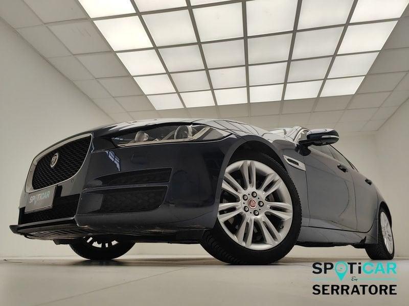 Jaguar XE 2.0d Launch edition 180cv auto