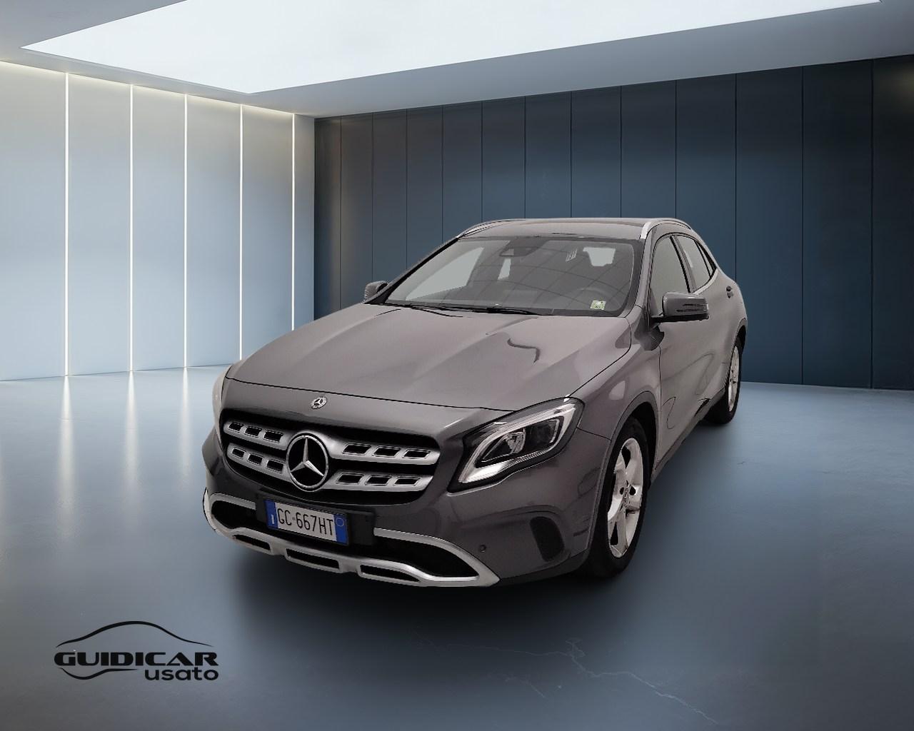 Mercedes-Benz GLA-X156 2017 - GLA 200 Sport auto