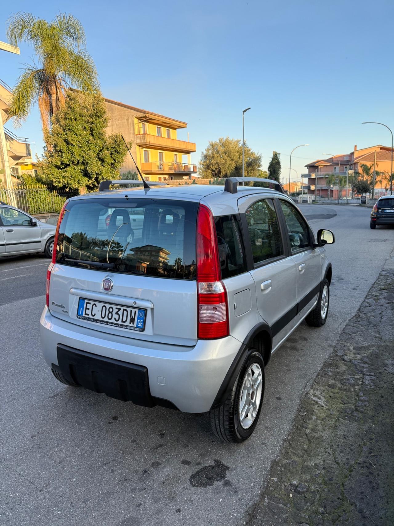 Fiat Panda 1.3 MJT 16V DPF 4x4 Climbing