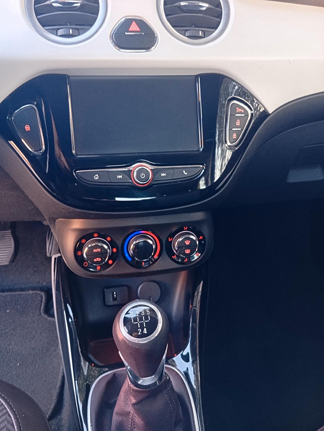 Opel Adam Rocks 1.4 87 CV valuto permute