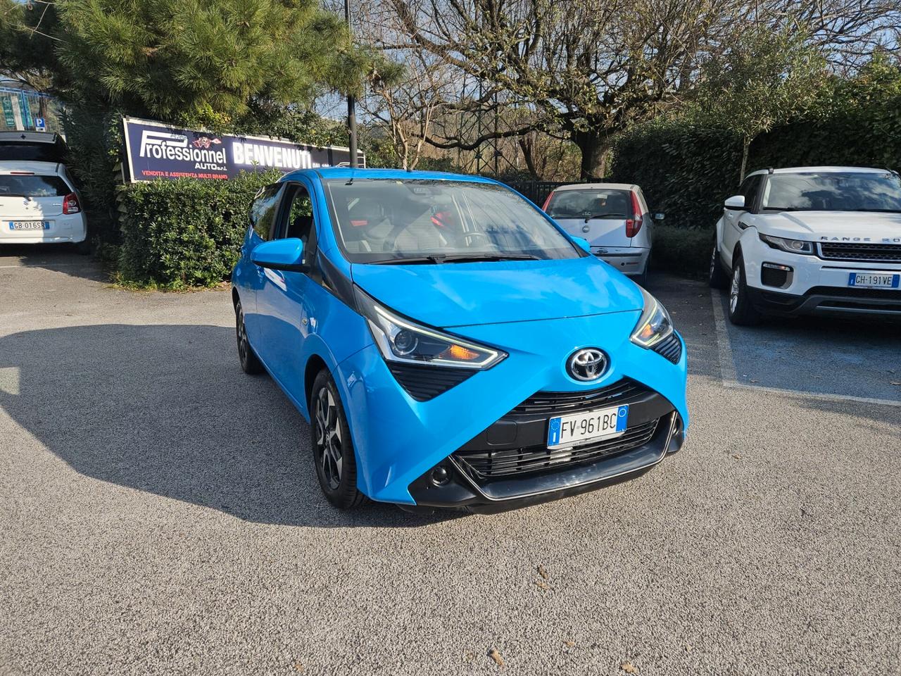 Toyota Aygo 1.0 VVT-i 72 CV 5 porte x-cite AUTOMATICA