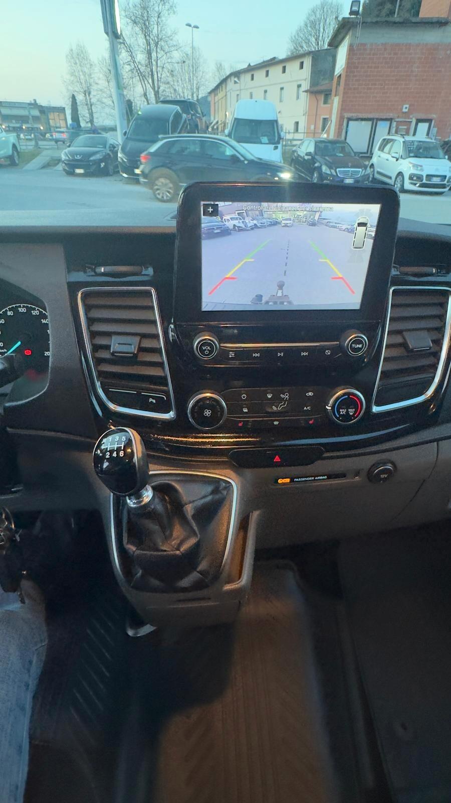 Ford Transit Custom 300 2.0 TDCi 170 CV PL -DC Titanium