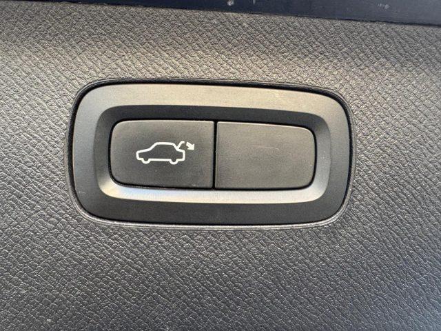 VOLVO XC90 D5 AWD Geartronic 7 posti Inscription
