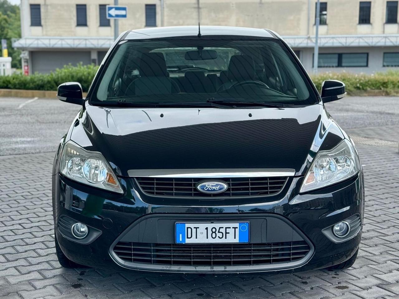 Ford Focus 1.6 TDCi titanium ok neopatentati 5porte Berlina