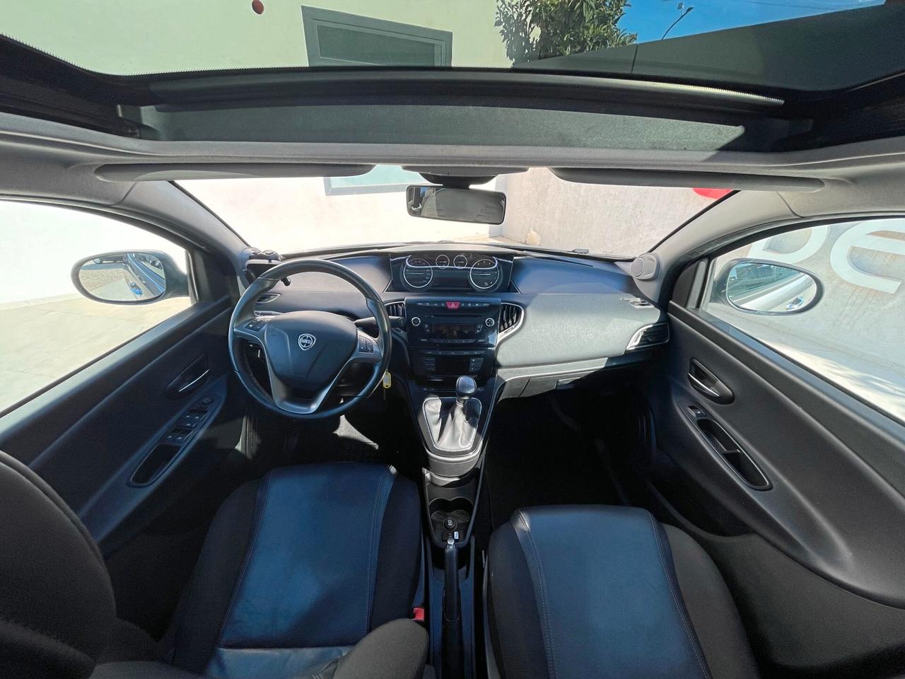 LANCIA YPSILON AUTOMATICA S&S Platinum TETTO APRIBILE