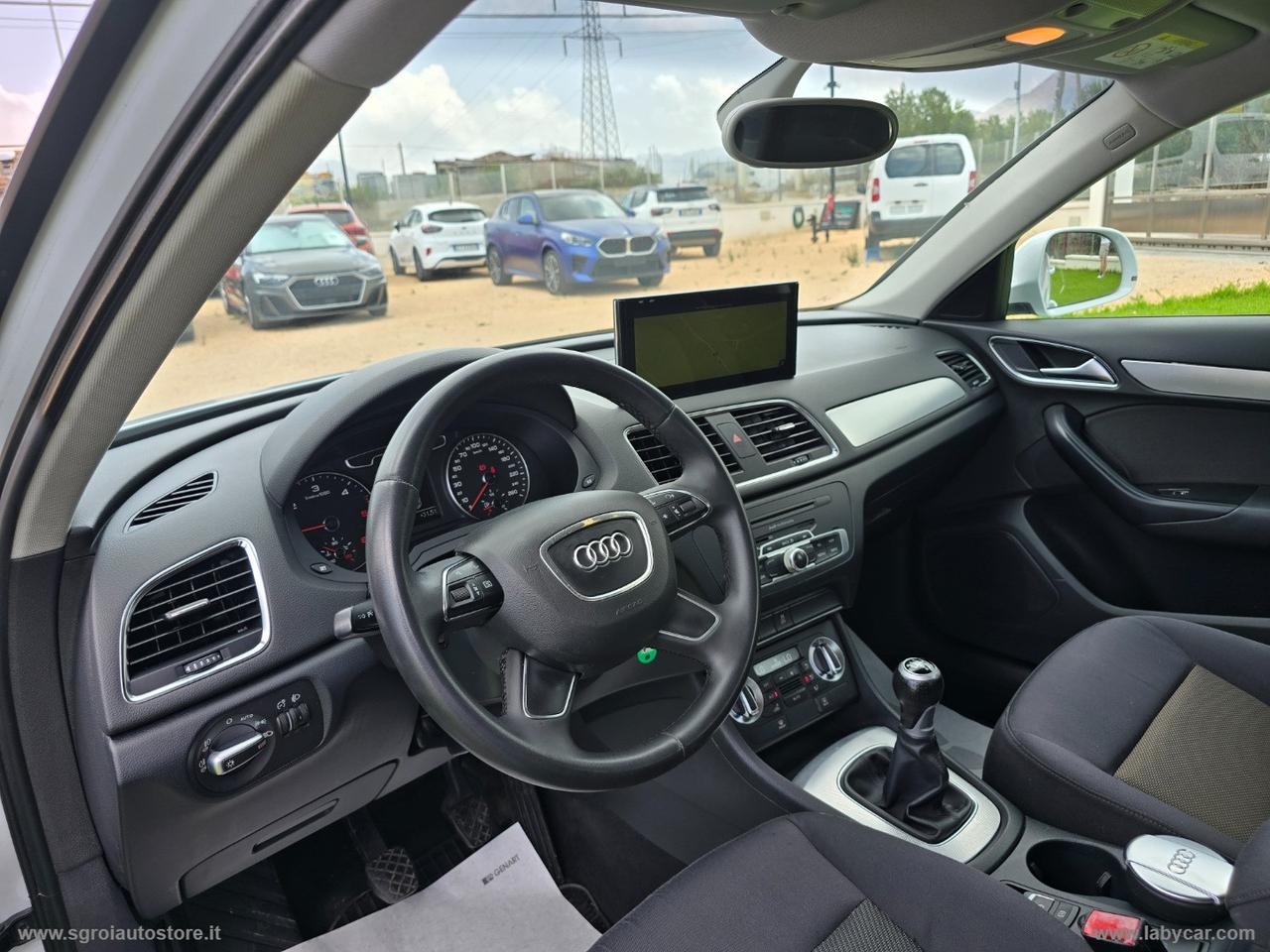 AUDI Q3 2.0 TDI Business