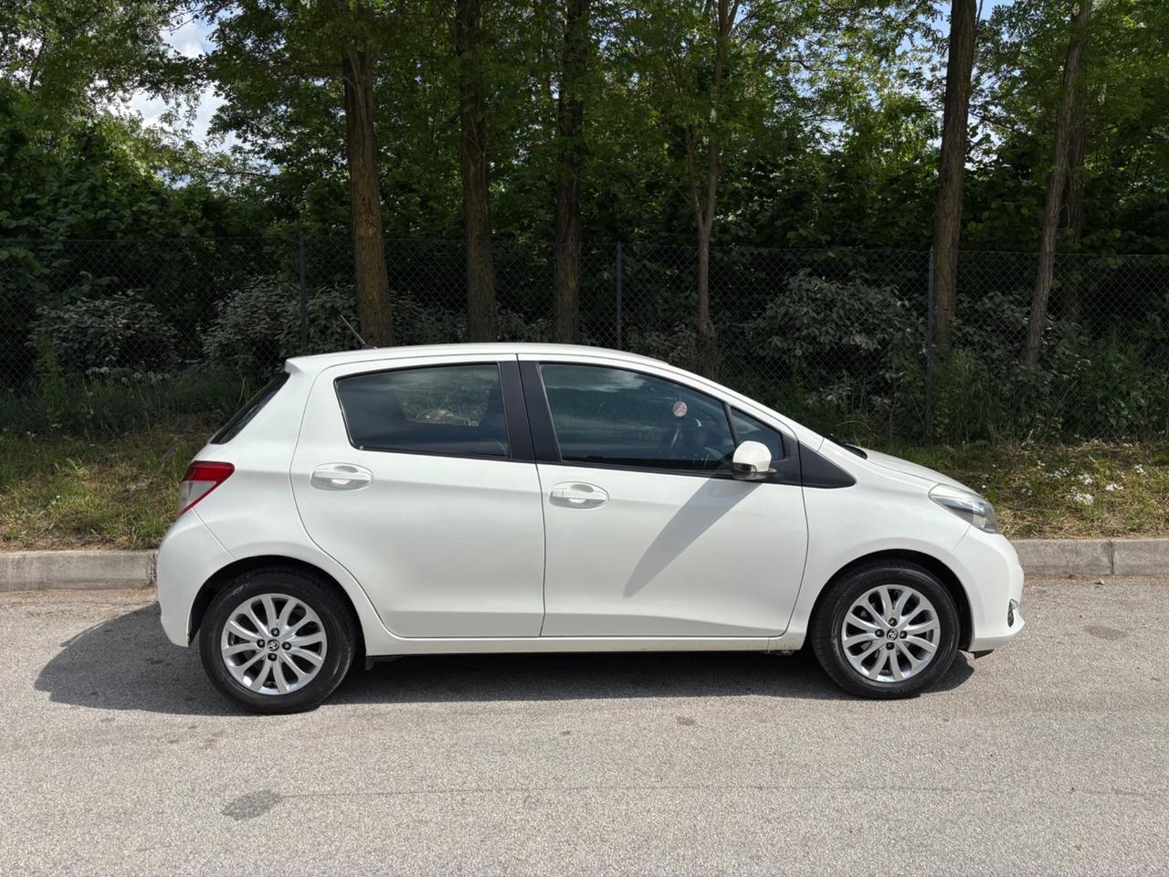 Toyota Yaris 1.0 69cv 5p Active NEOPATENTATI