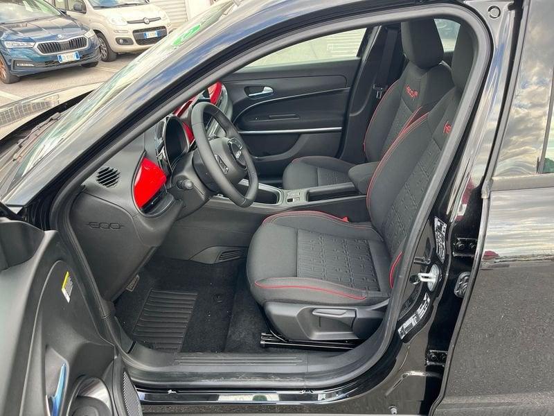 FIAT 600e 600e Red