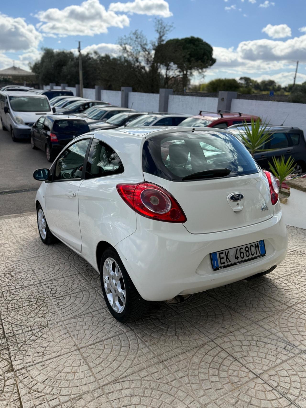Ford Ka 1.2 8V Benz