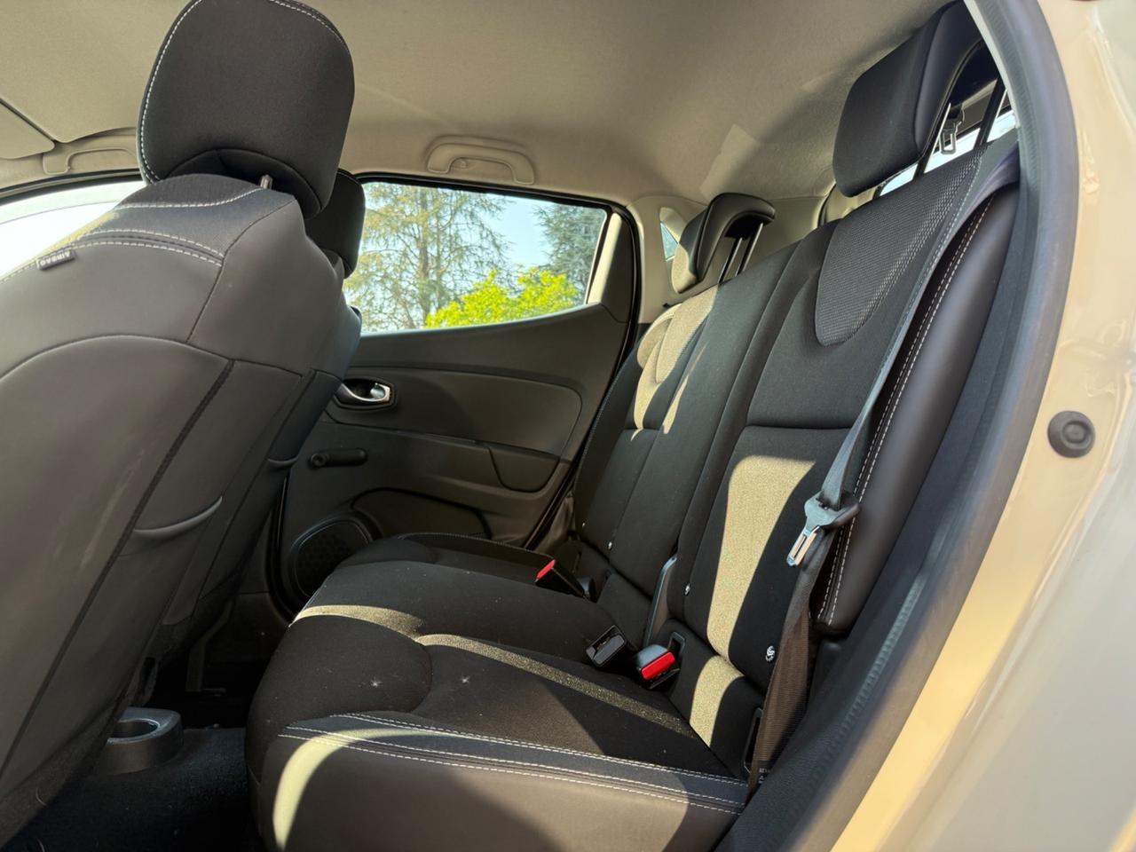 Renault Clio 1.2 75CV 5 porte Zen
