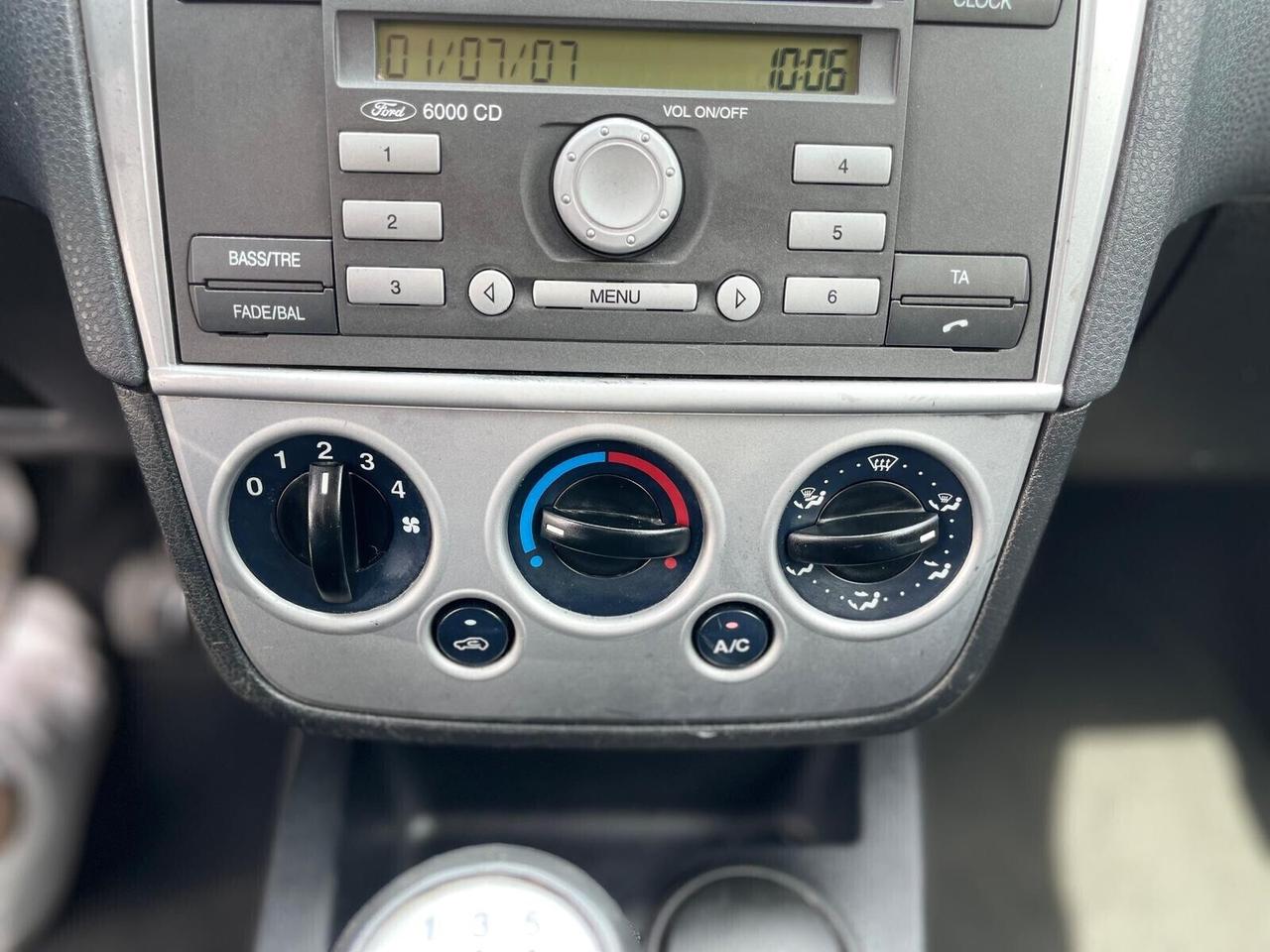 Ford Fiesta 1.2 16V 5p. Titanium “NUOVISSIMA”