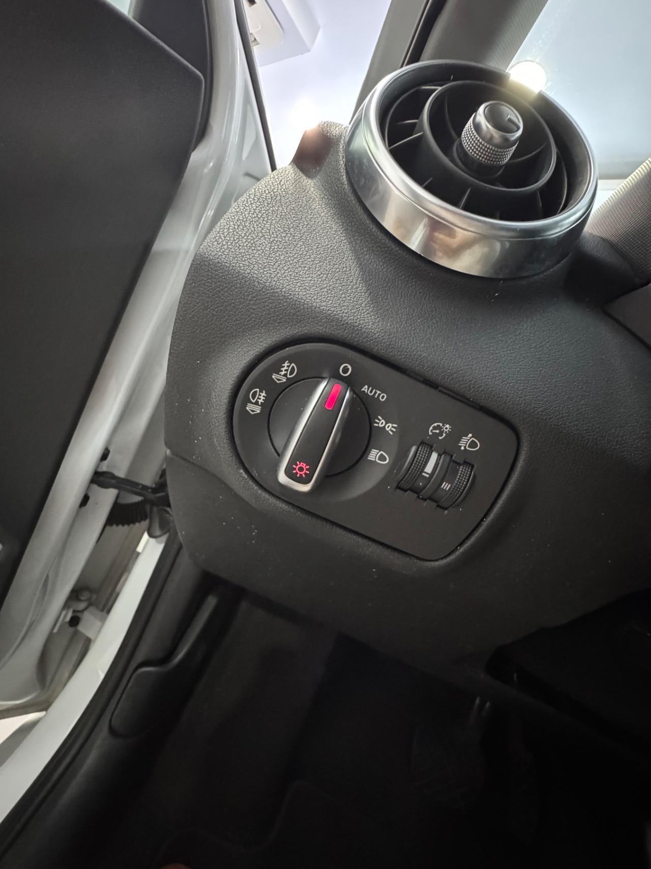 Audi A1 1.6 TDI S tronic Ambition