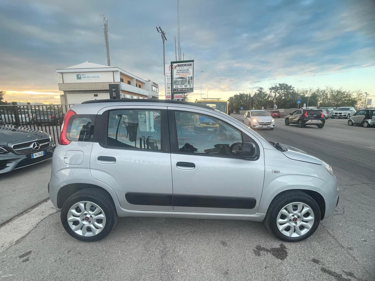 Fiat Panda 0.9 TwinAir Turbo Natural Power Lounge