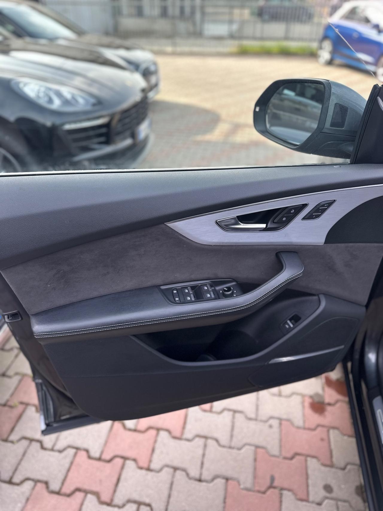 Audi Q8 50 TDI 286 CV quattro tiptronic