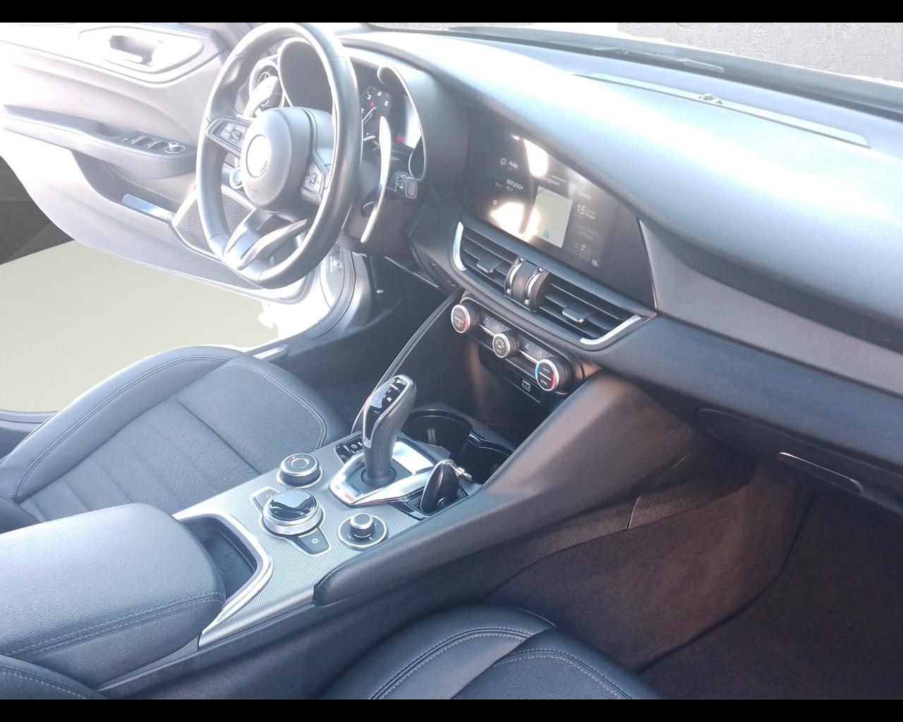 ALFA ROMEO Giulia (2016) - Giulia 2.2 Turbodiesel 190 CV AT8 Sprint