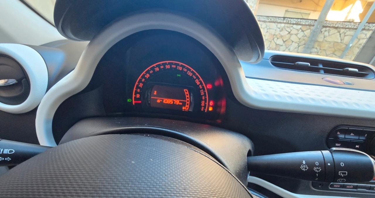 Renault Twingo SCe EDC Zen