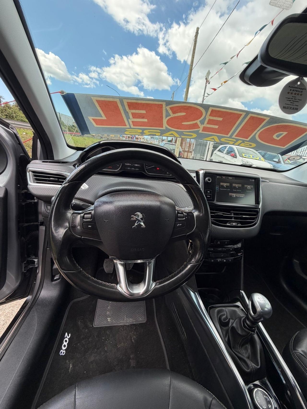 Peugeot 2008 1.6 e-HDi 115 CV Stop&Start Féline