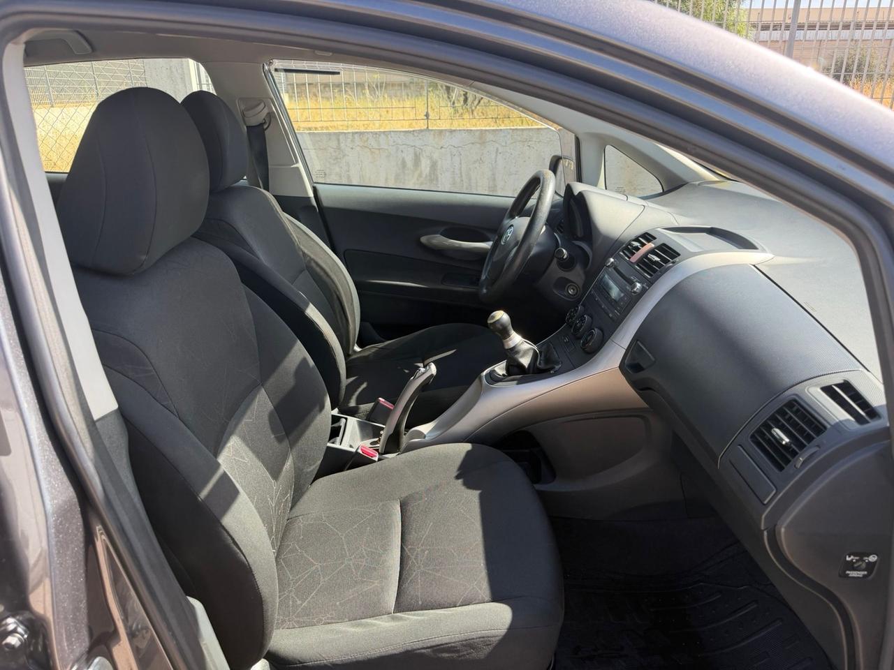 Toyota Auris 1.4 Diesel- Ok Neopatentati- clima