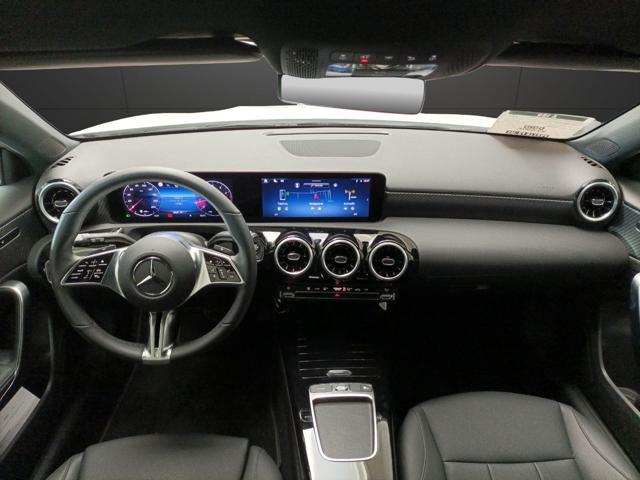 MERCEDES-BENZ A 180 Automatic Progressive Advanced