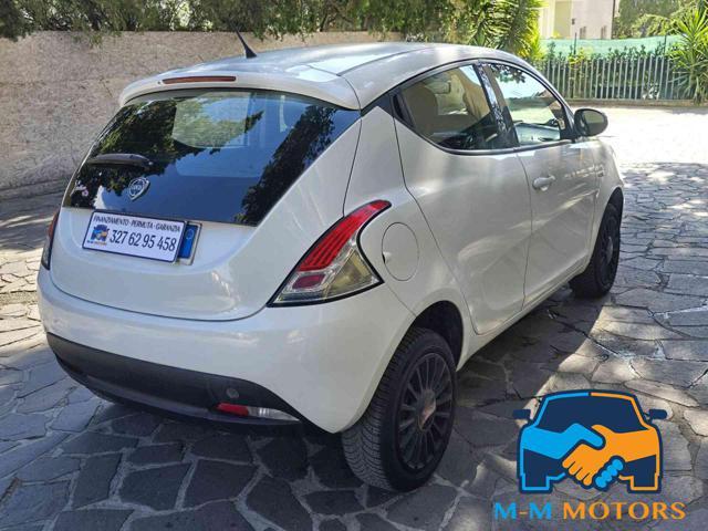 LANCIA Ypsilon 0.9 TwinAir 85 CV 5 porte Metano Ecochic Gold