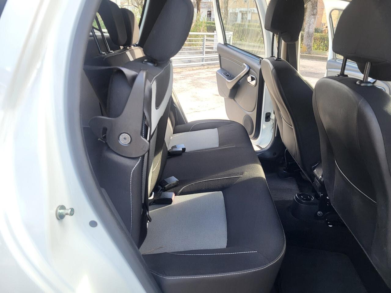 DACIA Duster 1.5 dCi-EURO 6B-NAVI-UNICO PROPRIETAR