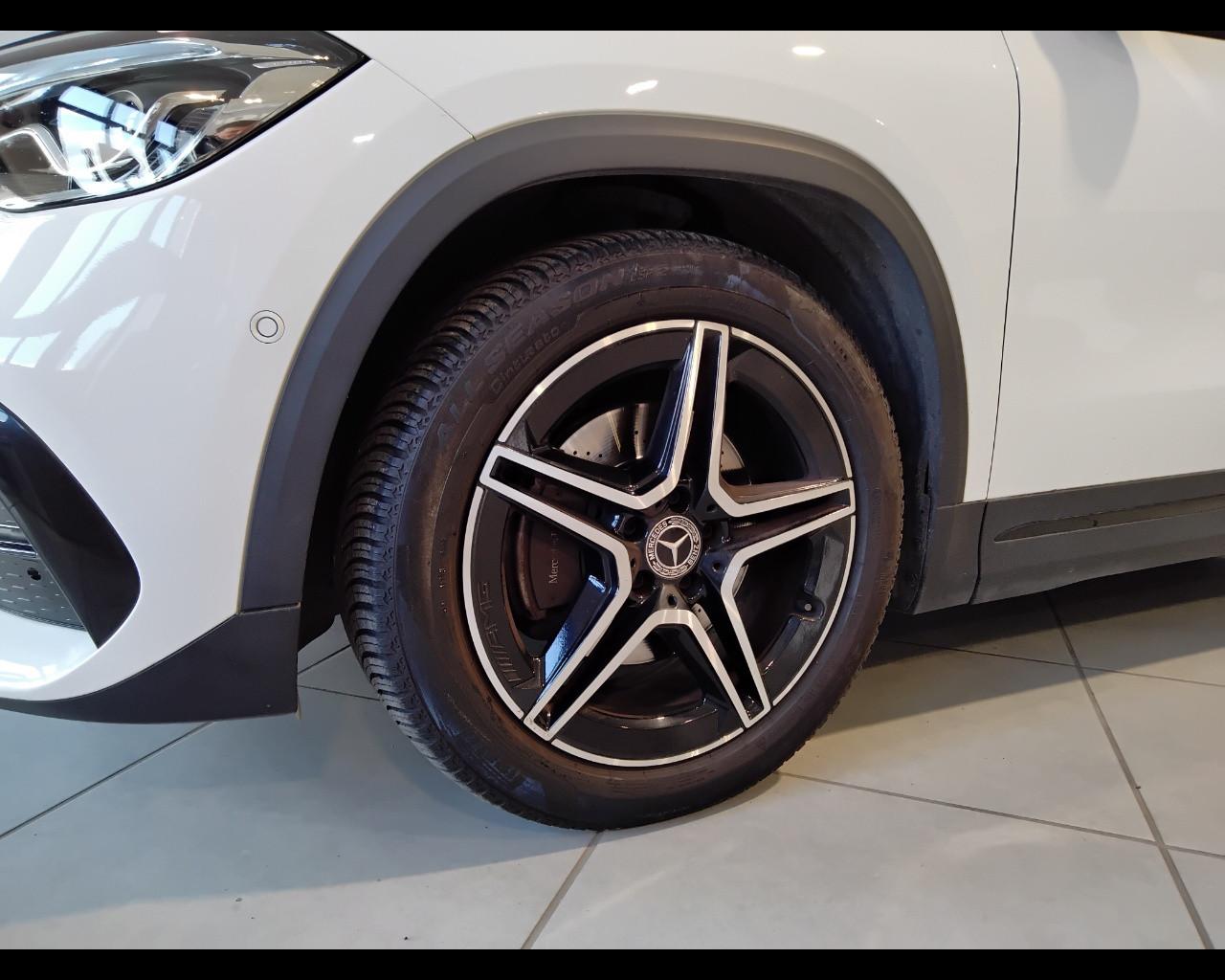 Mercedes-Benz GLA-H247 2020 - GLA 200 d Premium auto