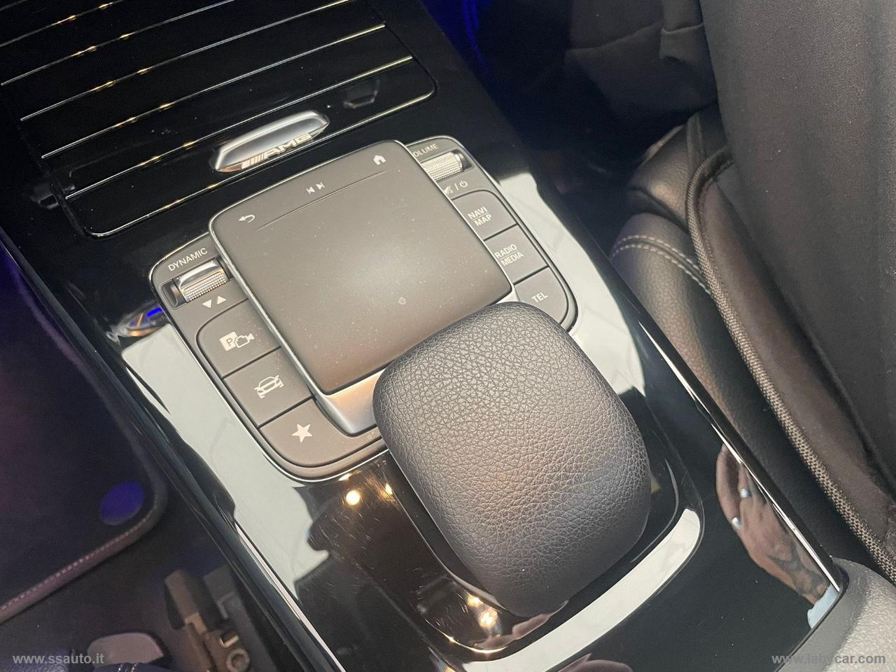 MERCEDES-BENZ A 180 d Automatic Premium