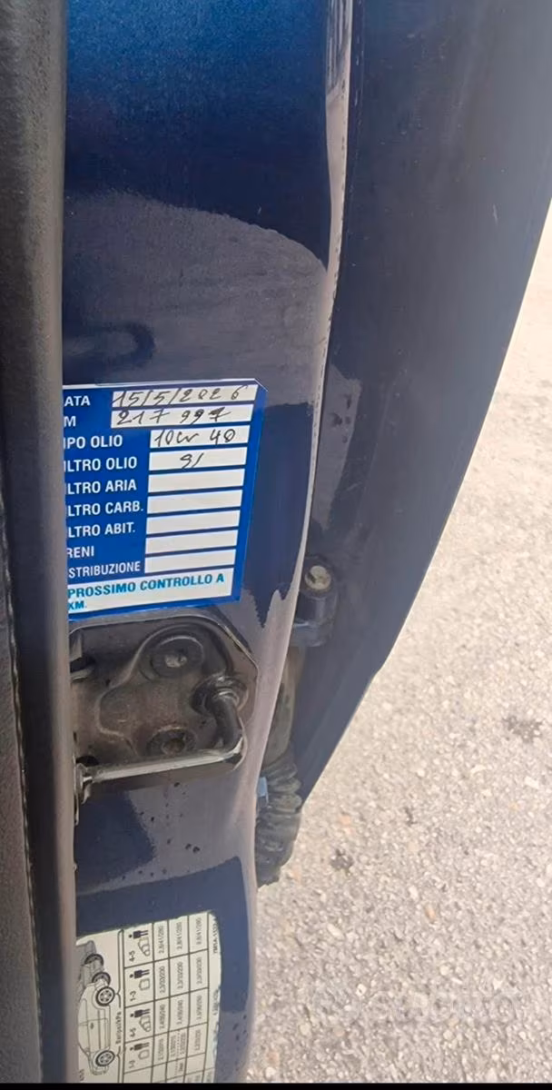 Auto perfettamente funzionante