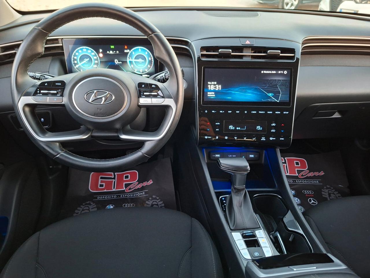 HYUNDAI TUCSON 1.6 CRDI-136cv*B-LED*NAVY*RADAR