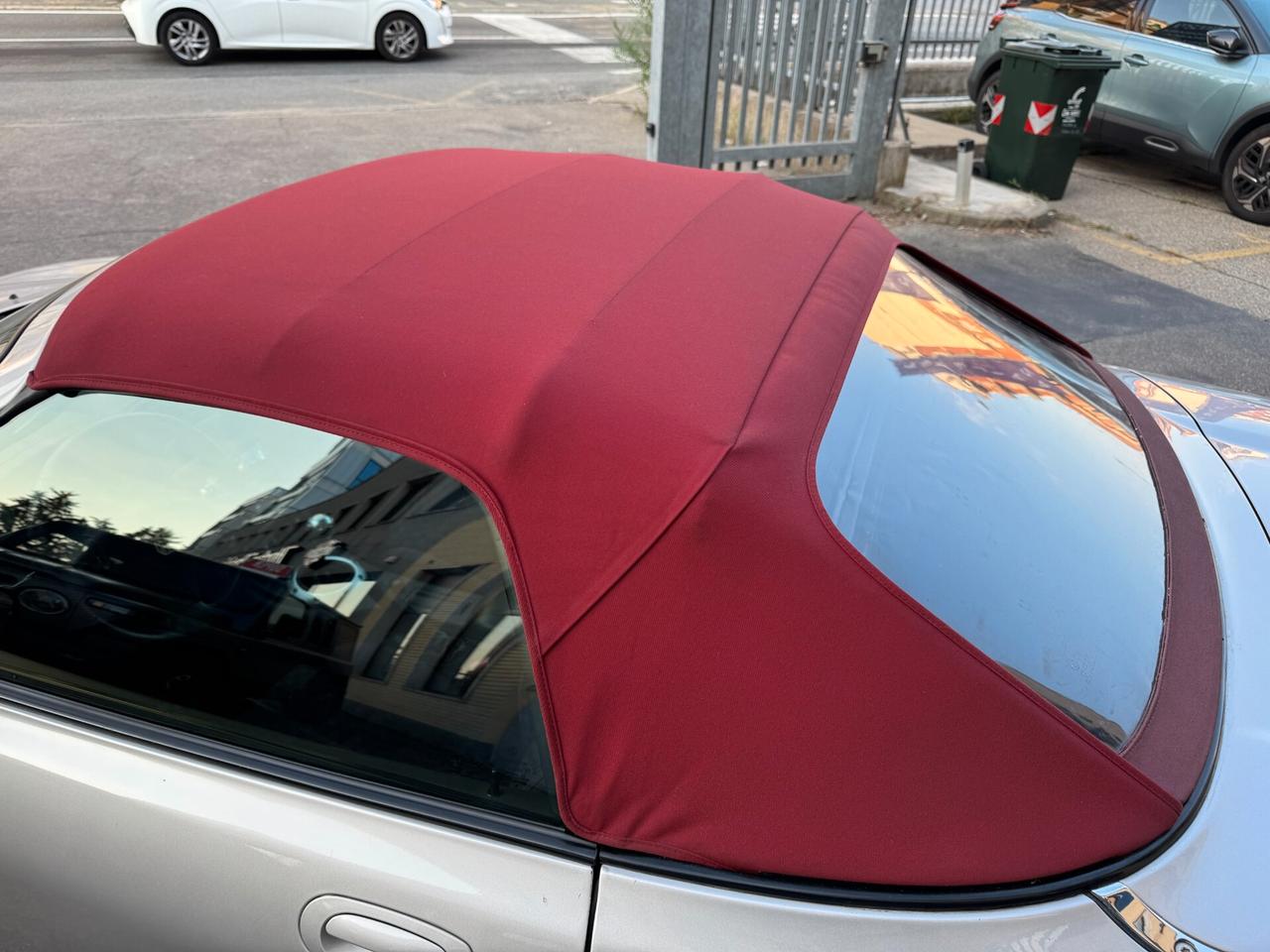 Mg MGF 1.8 MANUALE con Capote Bordeaux e Sospensioni Hydragas NUOVE