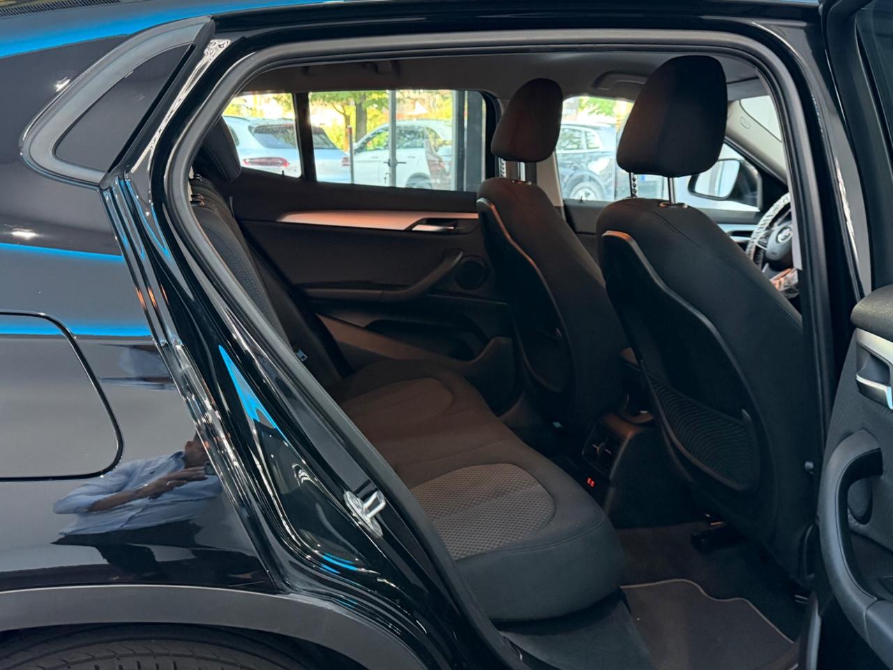 Bmw X2 sDrive18d Business-X