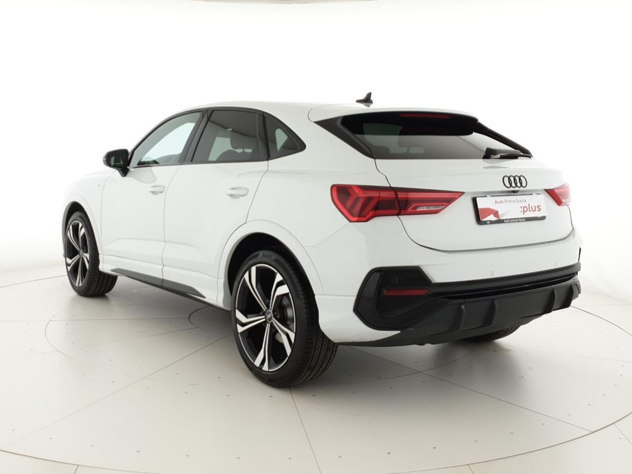 Sportback 35TDI 150CV S tronic Identity Black