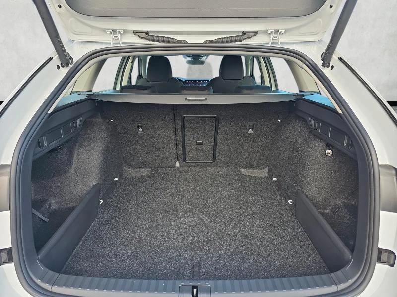 Skoda Octavia Wagon 1.5 tsi mhev Selection 150cv dsg N1 Autocarro