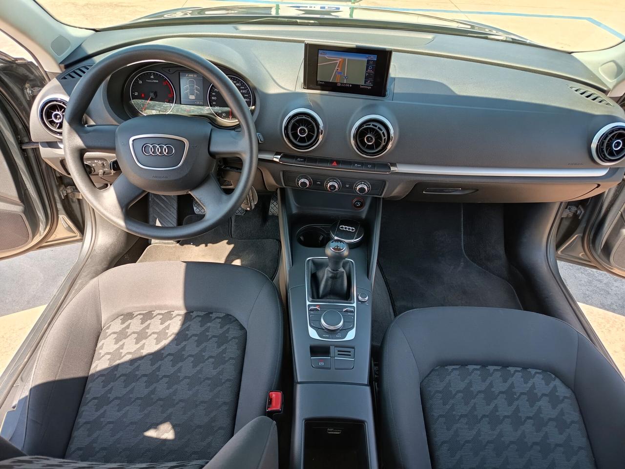Audi A3 SPB 1.6 TDI Ambiente