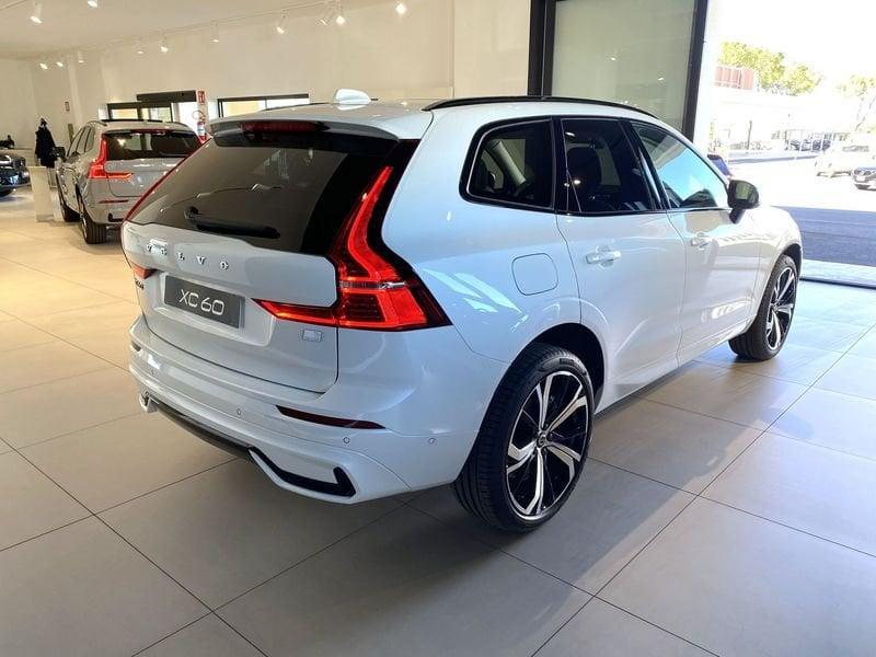 Volvo XC60 T6 253+145 CV AWD Plug-in Hybrid Automatica Recharge Ultimate Dark