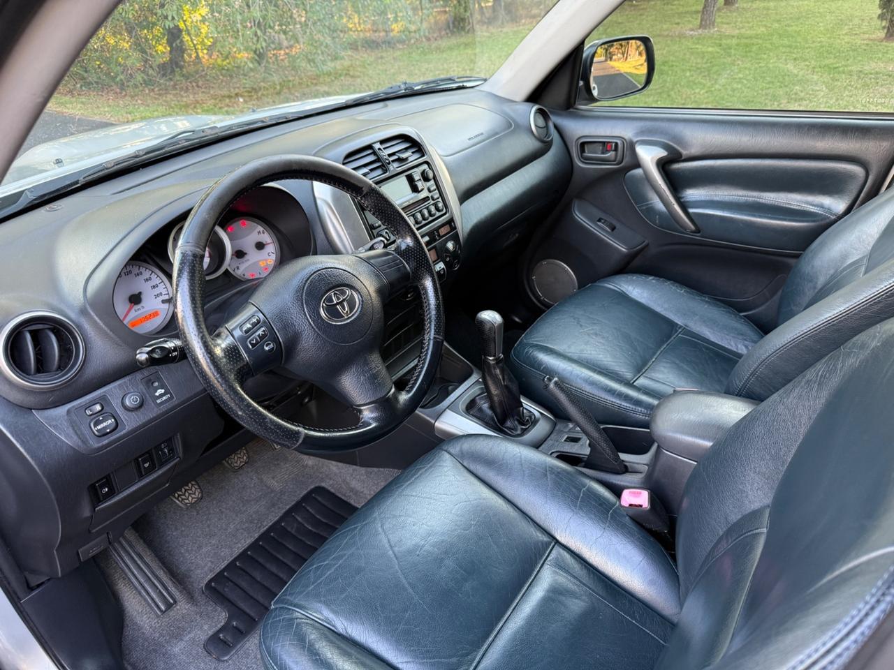 Toyota RAV 4 RAV4.com 2.0 Tdi D-4D cat 5 porte
