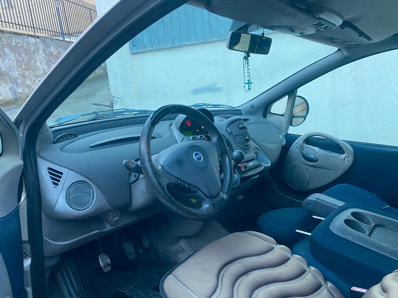 Fiat Multipla 1.9cc diesel(PRIVATO)-2005