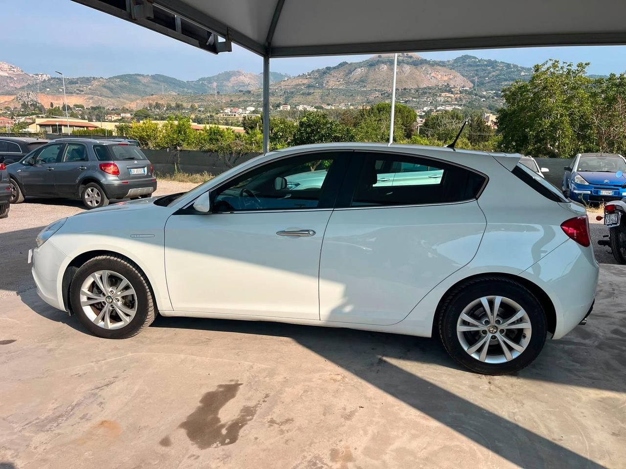 Alfa Romeo Giulietta 1.6 JTDm-2 105 CV Exclusive