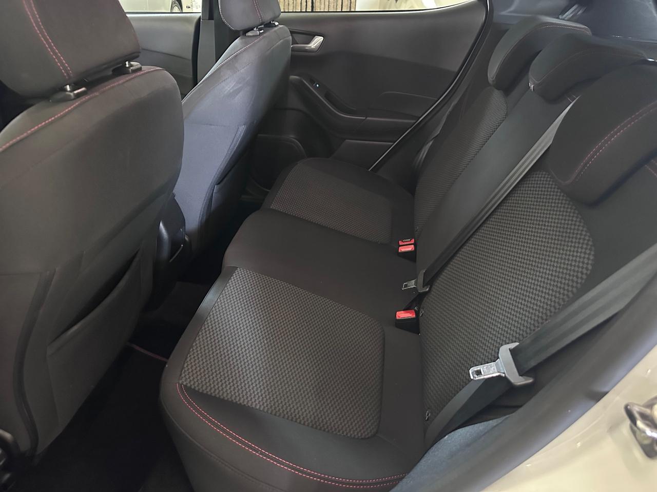 Ford Fiesta 1.5 EcoBlue 5 porte ST-Line Ok Neopatentati