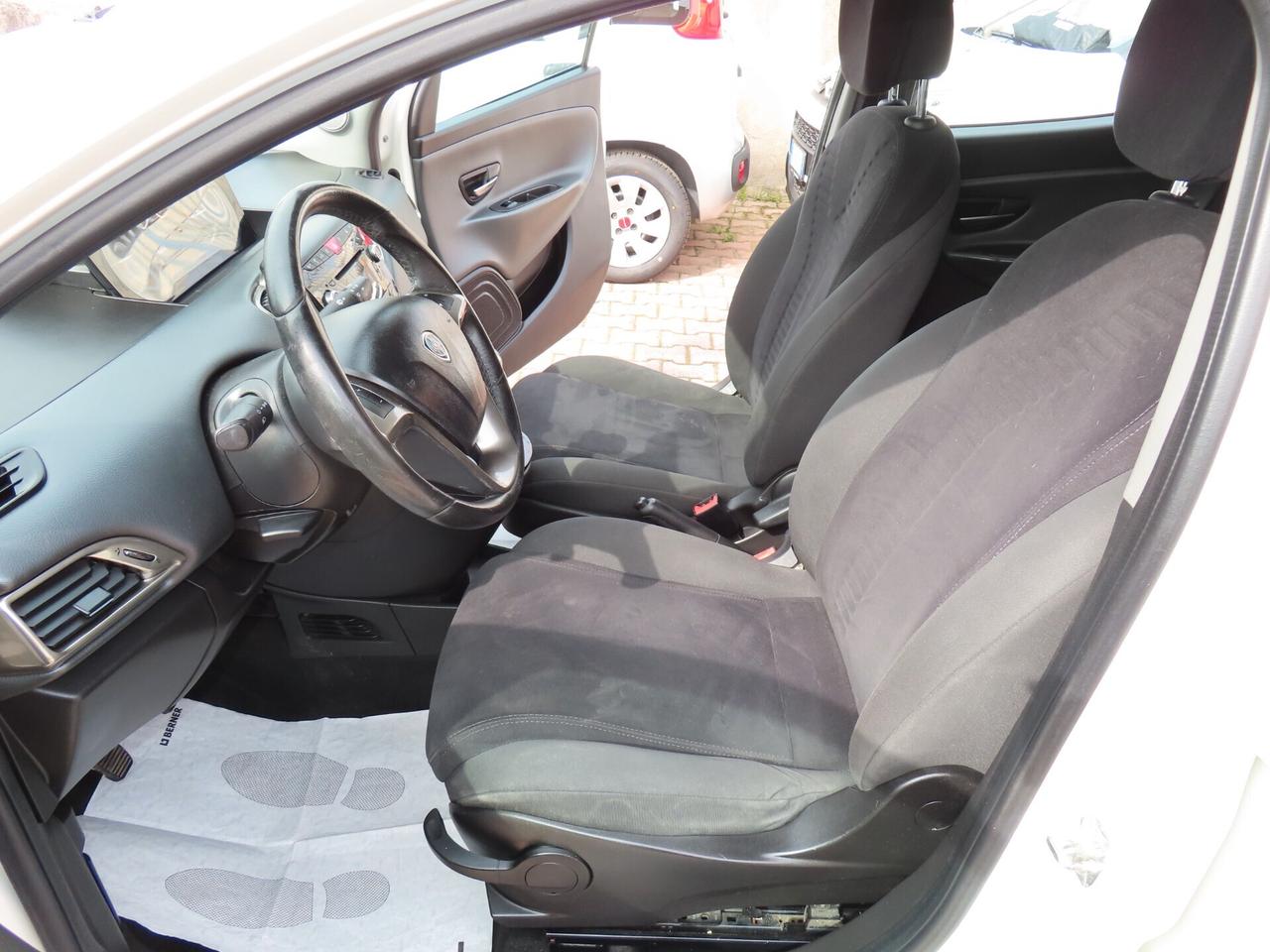 Lancia Ypsilon 1.2 BENZINA SOLO 120.000 KM CERT