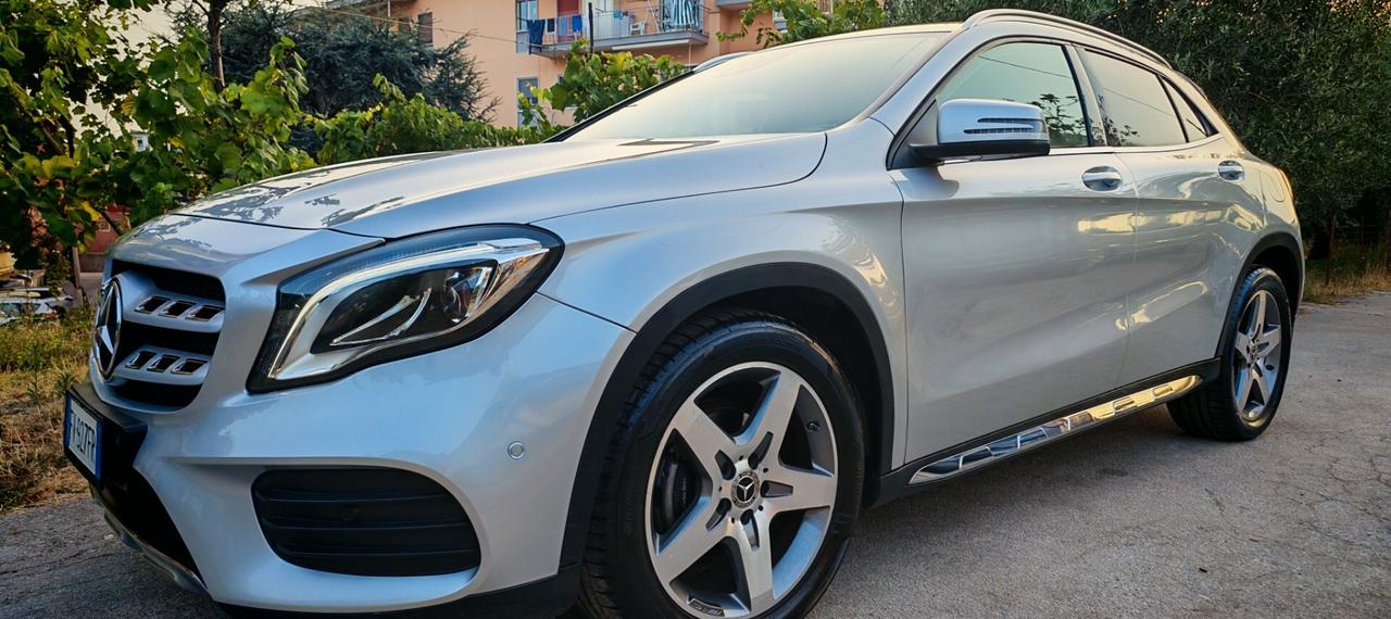 Mercedes-benz GLA 180 d Premium