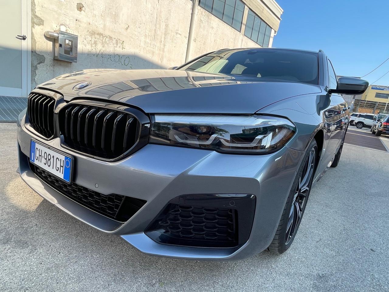 OCCASIONE: QUALITYCARS PESCARA PROPONE: MERAV IGLIOSA BMW 520d 48V xDrive Touring Msport