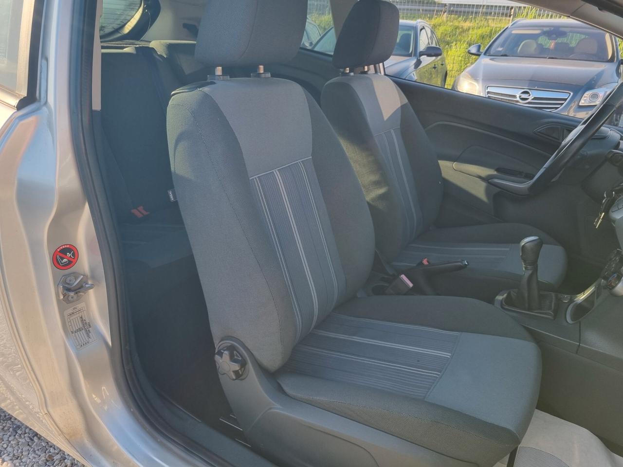 Ford Fiesta 1.4 3 porte Bz.- GPL Titanium