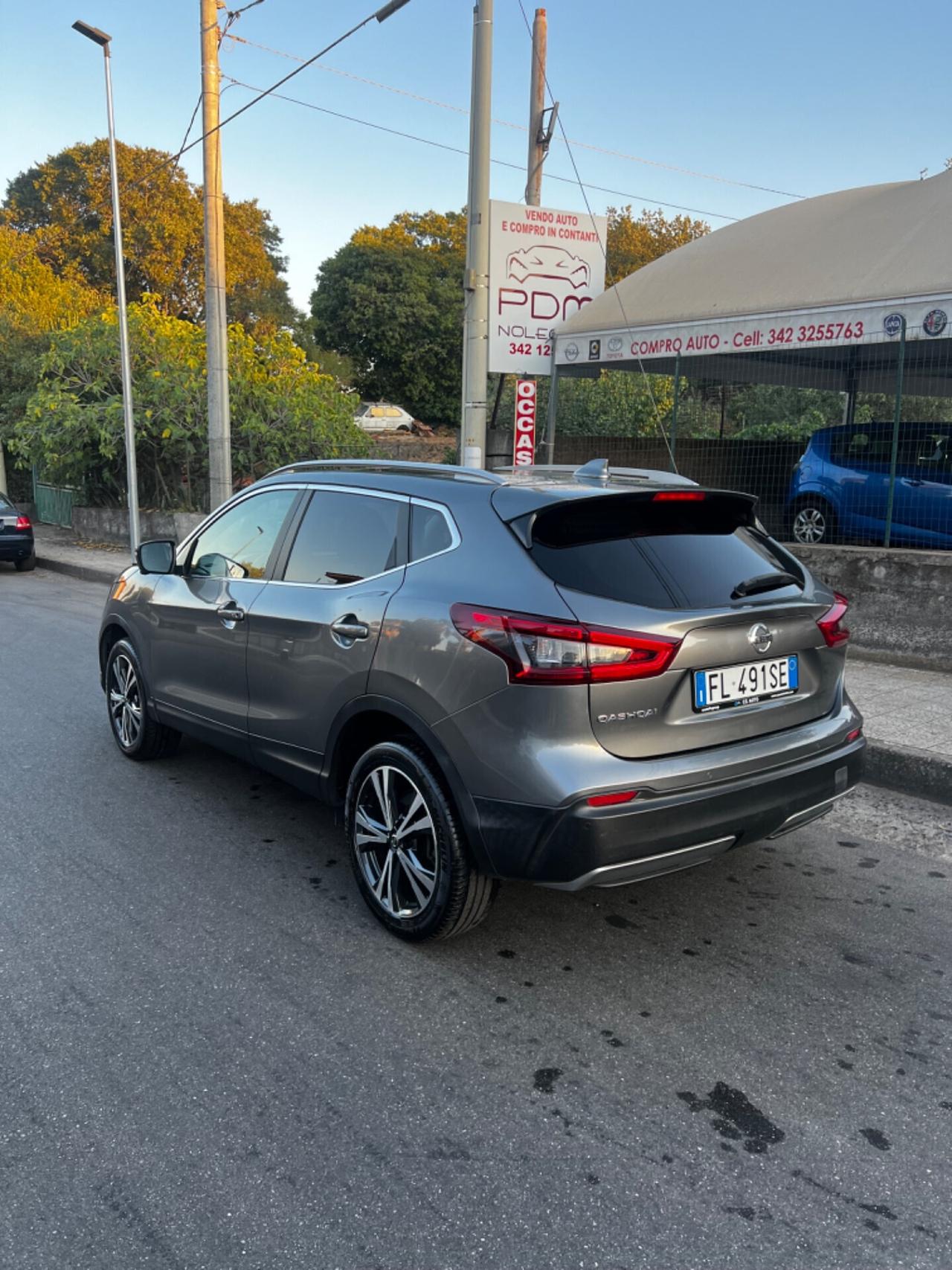 Nissan Qashqai 1.5 dCi Tekna tetto apribile