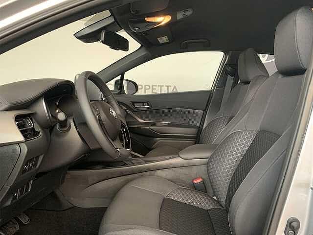 Toyota C-HR 1.8 Hybrid E-CVT Active